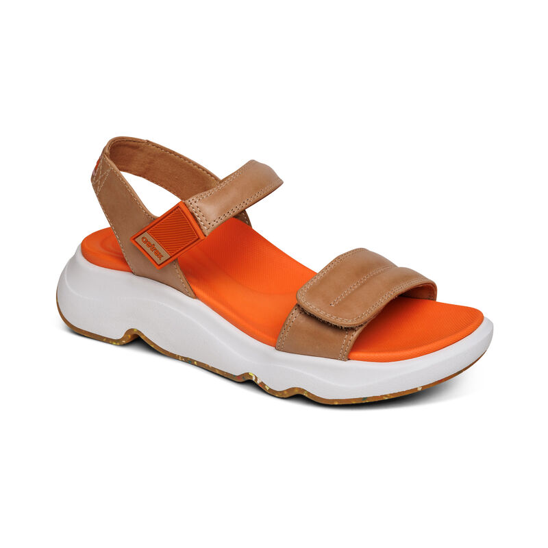 Sandali con Plateau Aetrex Whit Acqua-Friendly Sportive Donna Marroni | DED10053HJ